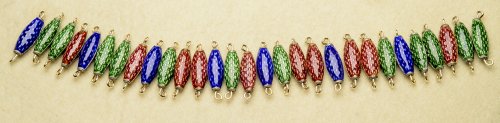 Nancy Chase's Holiday Lights Cuff - , Contemporary Wire Jewelry, Loops, Wire Loop, Wrapped Wire Loop, arrange the beads in your pattern